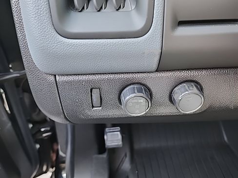 Used 2018 Chevrolet Colorado Z71 image 16