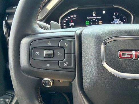 Used 2023 GMC Sierra 1500 AT4 w/ Technology Package AWD/4WD image 24