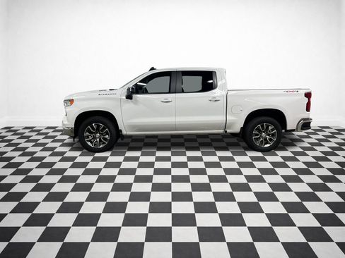 Certified 2025 Chevrolet Silverado 1500 LT AWD/4WD image 6