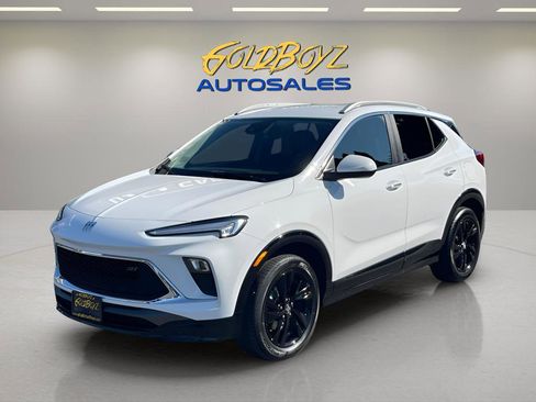 Used 2024 Buick Encore GX Sport Touring image 8