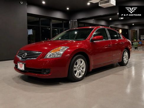 Used 2009 Nissan Altima 2.5 S w/ Convenience Pkg FWD image 2