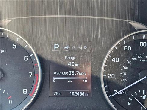 Used 2017 Hyundai Elantra SE w/ SE A/T Tech Package 03 FWD image 12