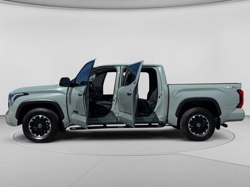Used 2022 Toyota Tundra SR5 w/ TRD Convenience Package RWD image 28