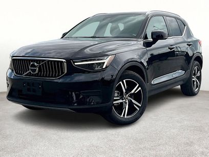 Used 2024 Volvo XC40 B5 Core