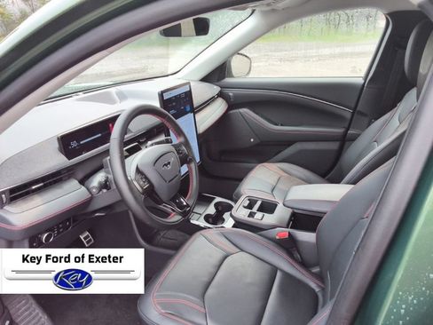 Used 2025 Ford Mustang Mach-E Premium w/ Sport Appearance Package AWD/4WD image 29
