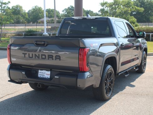 Used 2022 Toyota Tundra SR5 image 18