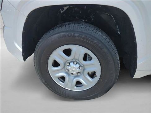 Certified 2025 Toyota Tundra SR w/ SR Tow Package AWD/4WD image 23