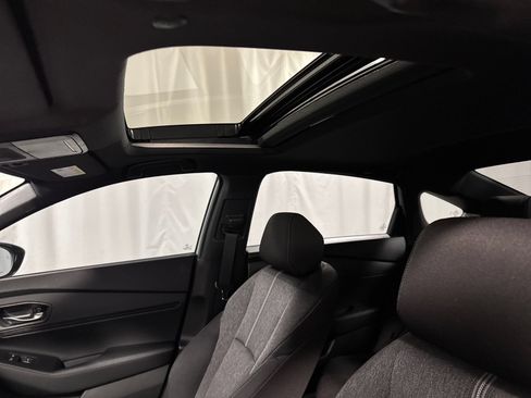Used 2025 Honda Accord Sport image 27