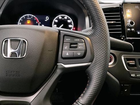 Used 2025 Honda Ridgeline TrailSport image 22