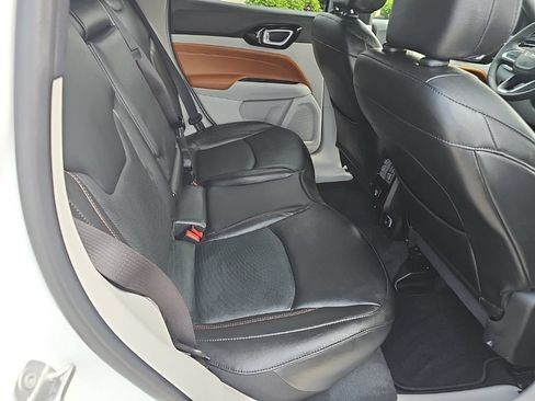Certified 2023 Jeep Compass Limited AWD/4WD image 23