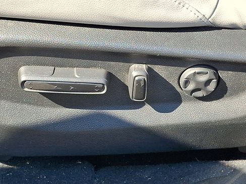 Certified 2018 Honda CR-V EX-L image 27