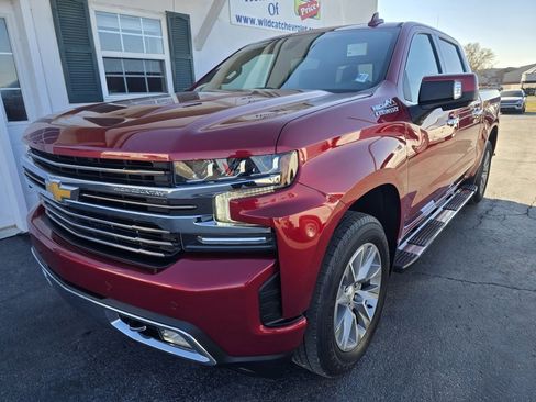 Used 2021 Chevrolet Silverado 1500 High Country image 3