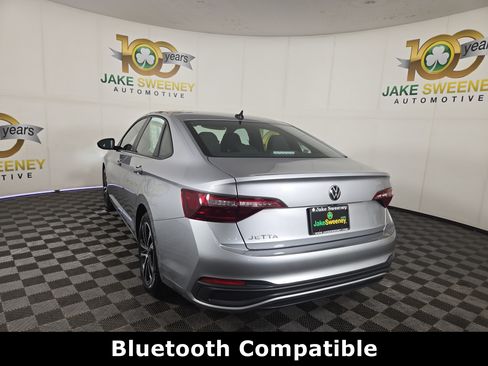 Used 2023 Volkswagen Jetta Sport FWD image 6