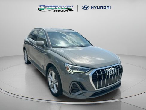 Used 2019 Audi Q3 2.0T Prestige AWD/4WD image 2