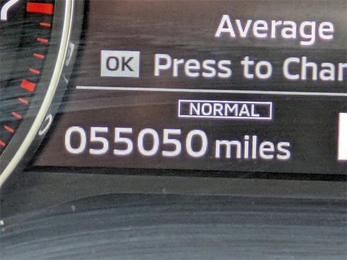 Used 2022 Mitsubishi Outlander SE image 33