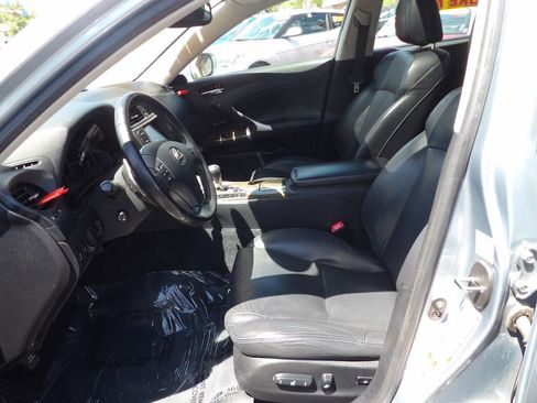 Used 2010 Lexus IS 250 AWD image 11