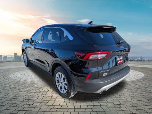 Used 2024 Ford Escape Active AWD/4WD image 7