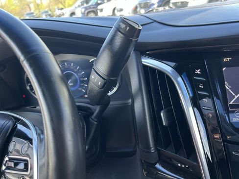 Used 2016 Cadillac Escalade Platinum image 30