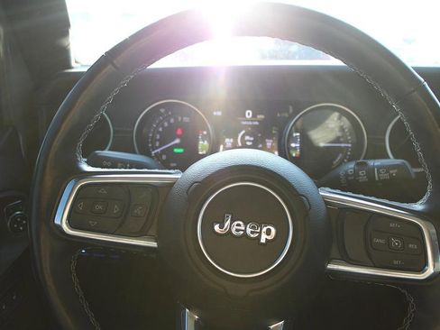 Used 2023 Jeep Wrangler Unlimited Sahara w/ Cold Weather Group image 9