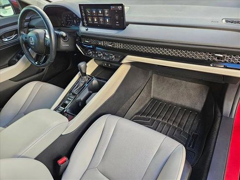 Used 2024 Honda Accord EX-L image 27