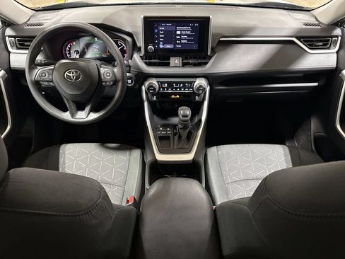 Used 2024 Toyota RAV4 XLE FWD image 10