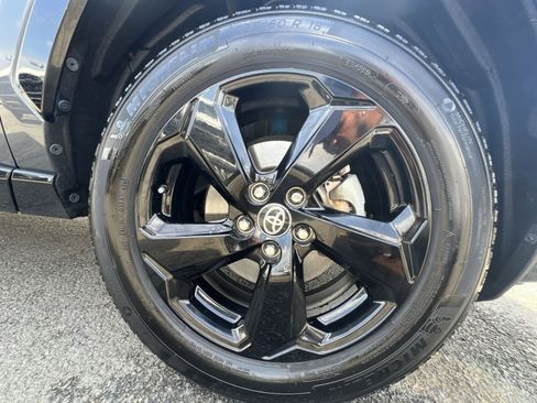 Used 2021 Toyota RAV4 XSE image 12