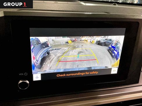 Certified 2025 Toyota Tacoma TRD Off-Road w/ TRD Off Road Upgrade Package AWD/4WD image 27