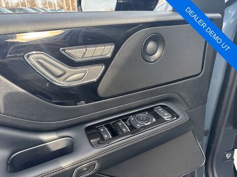 Used 2025 Lincoln Aviator Reserve w/ Jet Appearance Package image 26