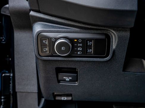 Used 2025 Ford Bronco Raptor AWD/4WD image 21
