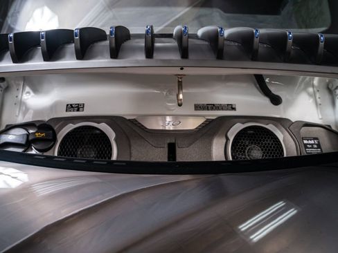 Certified 2025 Porsche 911 Carrera T RWD image 37