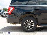 Used 2019 Ford Expedition XLT image 5