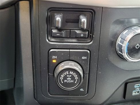 Certified 2022 Ford F150 XLT w/ Equipment Group 301A Mid image 21