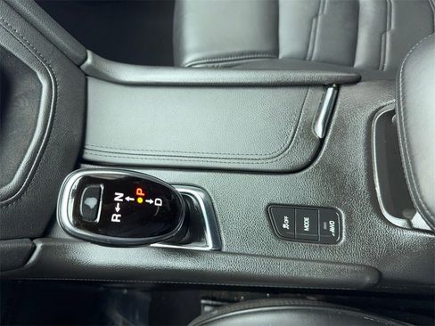 Used 2017 Cadillac XT5 Platinum image 30