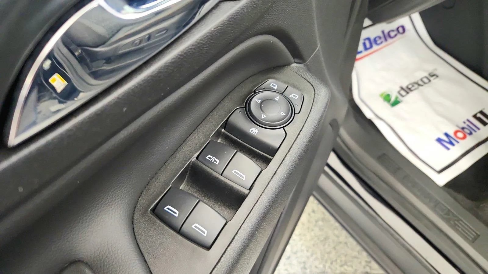 Used 2022 Chevrolet Equinox LT AWD/4WD image 22