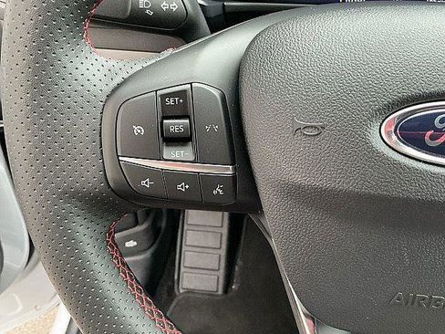 Used 2025 Ford Escape ST-Line AWD/4WD image 27