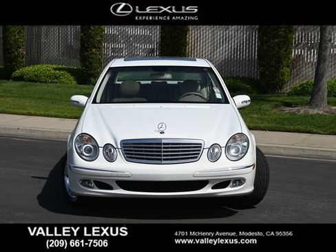 Used 2003 Mercedes-Benz E 500 Sedan image 3