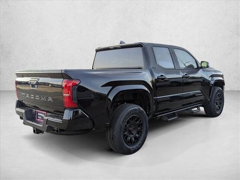 Used 2025 Toyota Tacoma SR5 AWD/4WD image 2