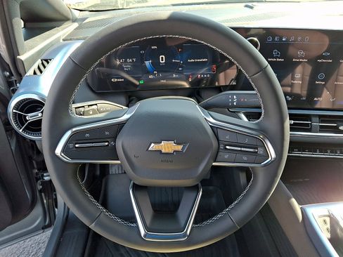 New 2026 Chevrolet Equinox EV LT FWD image 13