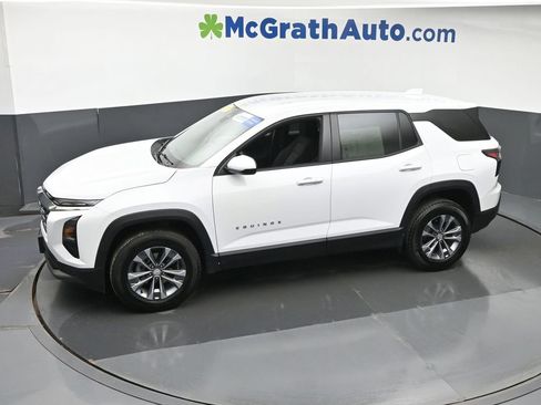 Used 2025 Chevrolet Equinox LT image 17