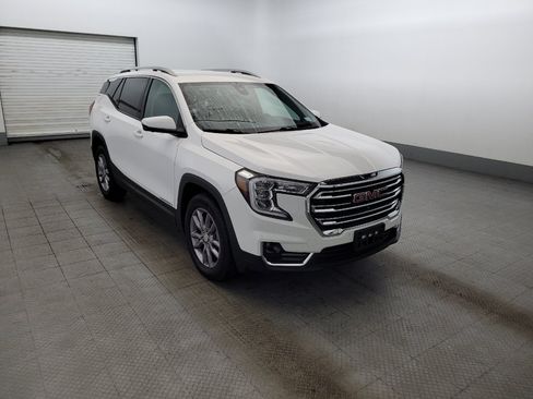 Used 2023 GMC Terrain SLT w/ Tech Package AWD/4WD image 13