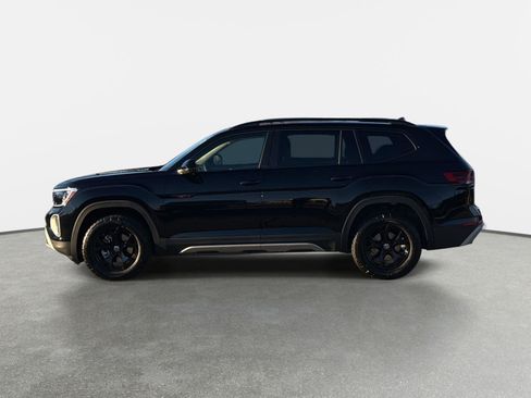 New 2026 Volkswagen Atlas Peak Edition image 8