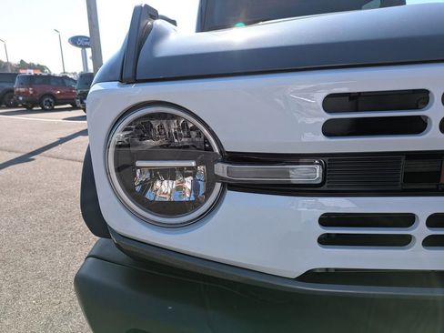 New 2025 Ford Bronco Heritage Edition image 10