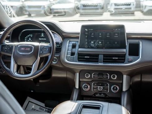 Used 2023 GMC Yukon SLE image 16