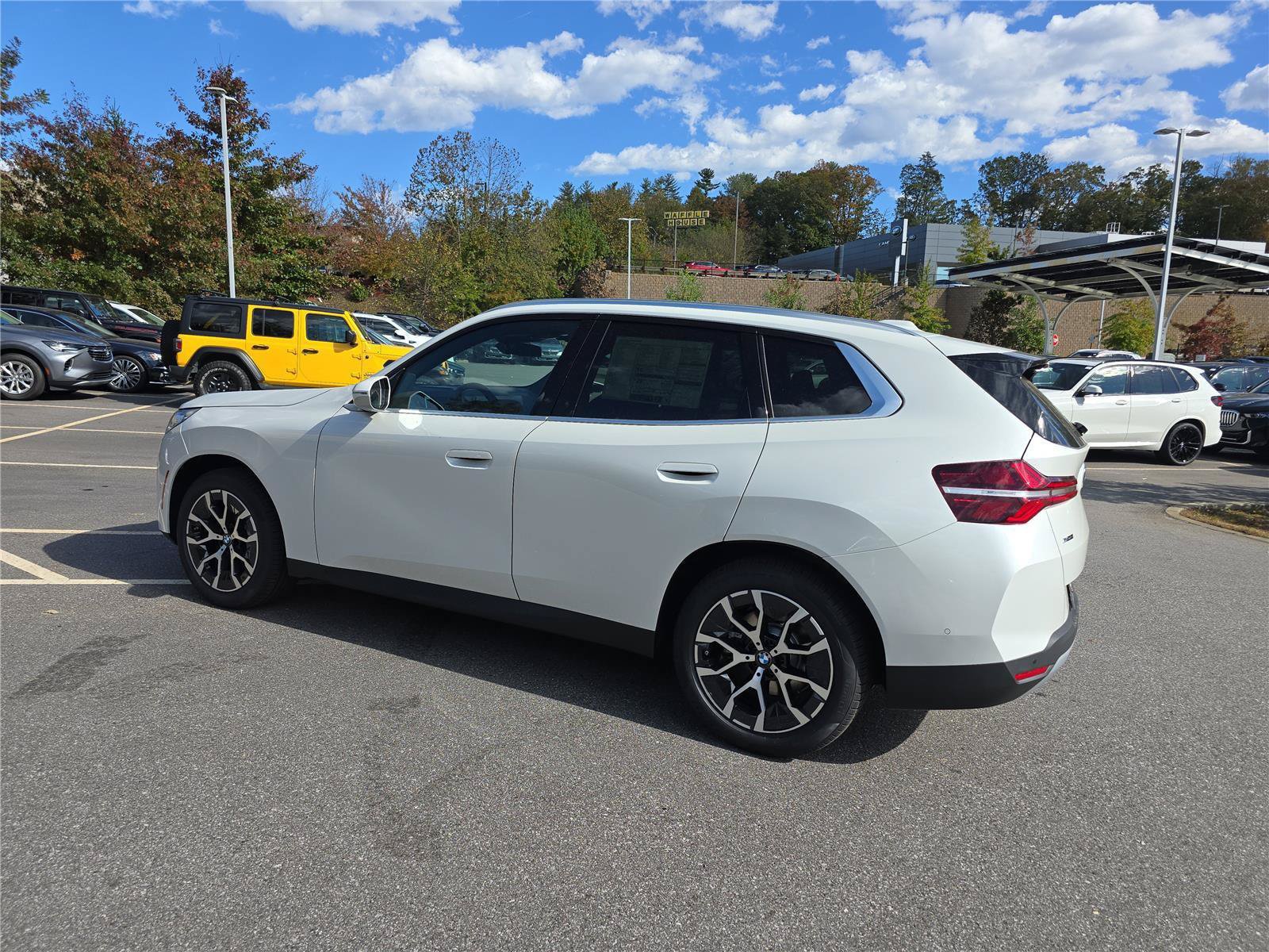 Used 2026 BMW X3 xDrive30i w/ Convenience Package AWD/4WD image 7