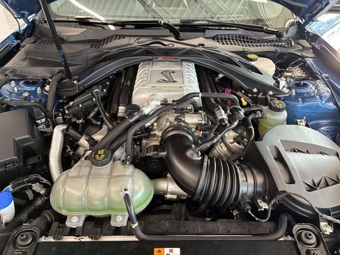 Used 2021 Ford Mustang Shelby GT500 w/ Carbon Fiber Track Pack RWD image 33