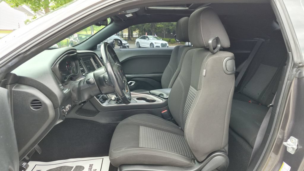 Used 2021 Dodge Challenger SXT w/ Blacktop Package RWD image 9