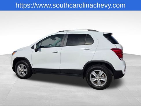 Used 2022 Chevrolet Trax LT w/ Driver Confidence Package image 37