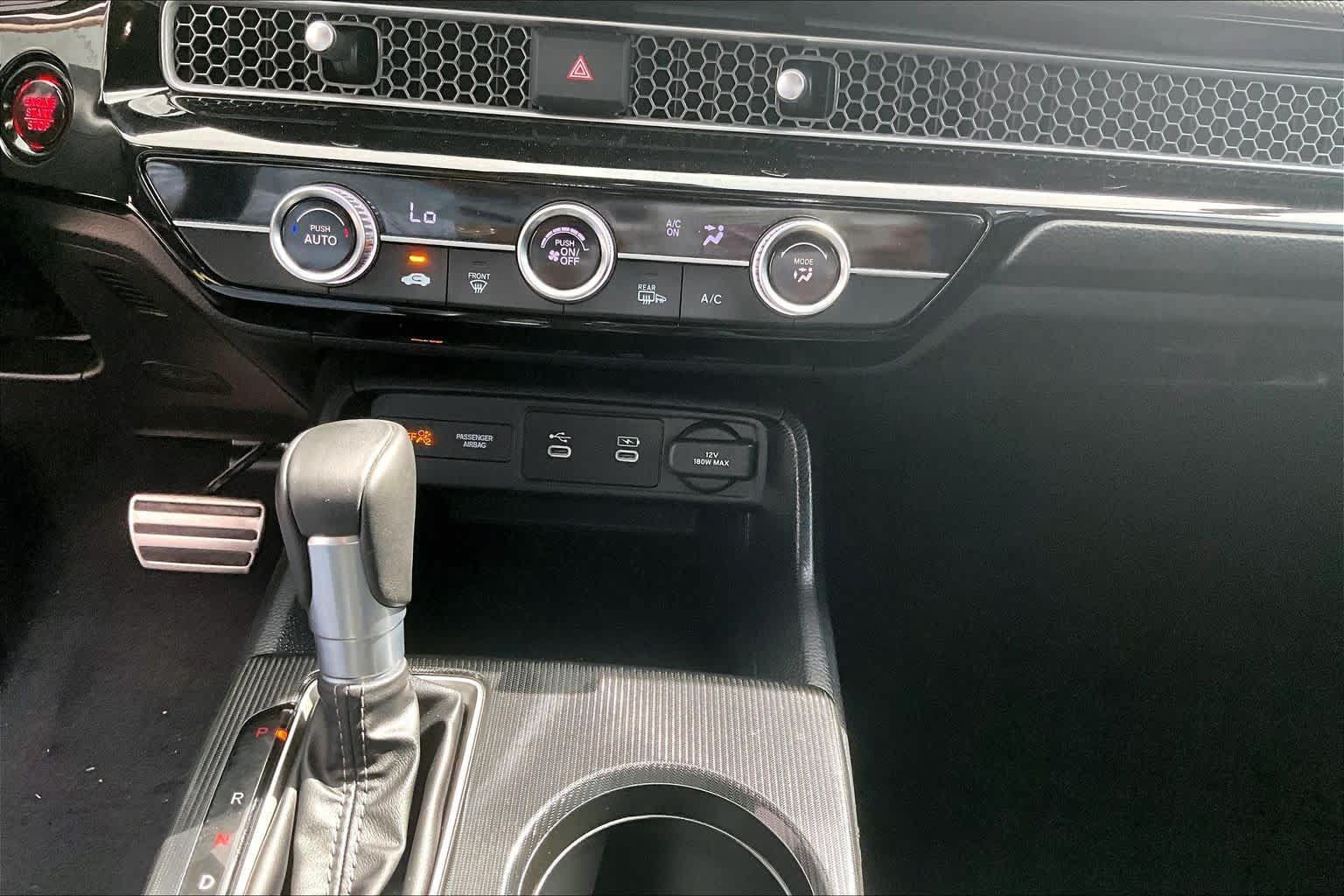 Used 2025 Honda Civic Sport image 35