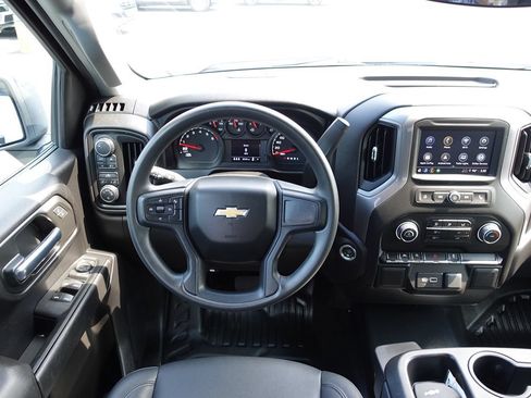 Used 2024 Chevrolet Silverado 1500 W/T w/ WT Value Package AWD/4WD image 37
