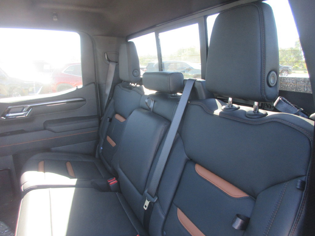 New 2026 GMC Sierra 1500 AT4 w/ AT4 Premium Package AWD/4WD image 13